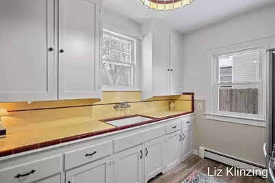 2324 Madison Avenue SE, Grand Rapids, MI 49507 - Photo 10