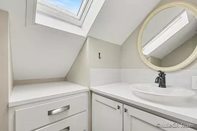 2026 Francis Avenue SE, Grand Rapids, MI 49507 - Photo 26