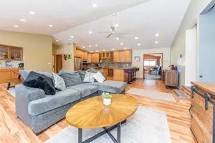 8655 Joeys Dr, Pinckney, MI 48169 - Photo 8