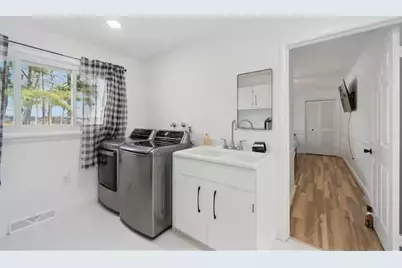 301 Jennings Landing, Battle Creek, MI 49015 - Photo 24