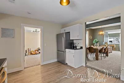 128 E Grand Street, Hastings, MI 49058 - Photo 4