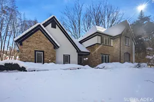 6380 Hidden Pond Dr, Holland, MI 49423 - Photo 6
