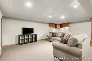 2785 Northville Dr NE, Grand Rapids, MI 49525 - Photo 20