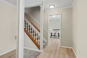 2176 Overlook Ct, Ann Arbor, MI 48103 - Photo 12