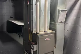 15909 S Hubbell Ave, Detroit, MI 48227 - Photo 8