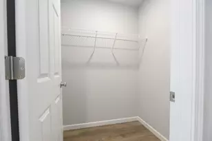 1187 Vertex Cir, Kalamazoo, MI 49009 - Photo 8