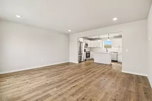 1187 Vertex Cir, Kalamazoo, MI 49009 - Photo 4
