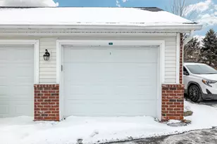 1062 W Summerfield Gln Cir, Ann Arbor, MI 48103 - Photo 32