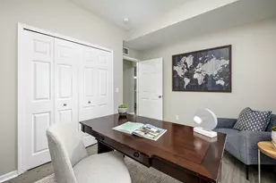 1062 W Summerfield Gln Cir, Ann Arbor, MI 48103 - Photo 16