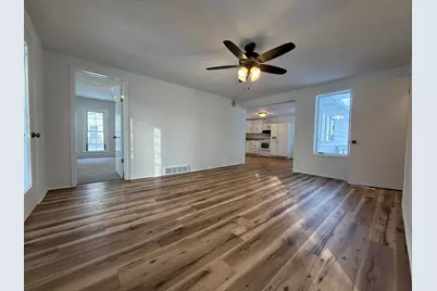 210 N Queen Street, Nashville, MI 49073 - Photo 4