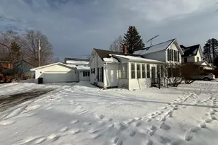 210 N Queen St, Nashville, MI 49073 - Photo 2