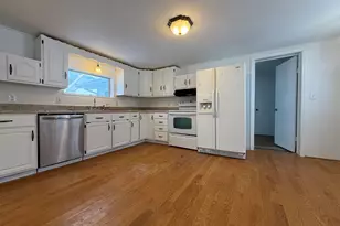 210 N Queen St, Nashville, MI 49073 - Photo 12