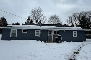 495 S Maple Island Rd, Muskegon, MI 49442 - Photo 6