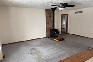 10713 S 34th St, Vicksburg, MI 49097 - Photo 6