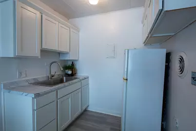 8300 E Jefferson Avenue #104, Detroit, MI 48209 - Photo 6