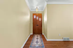 2030 Paddington Rd, Kalamazoo, MI 49001 - Photo 4