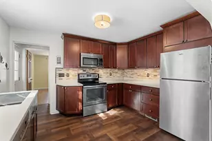 2030 Paddington Rd, Kalamazoo, MI 49001 - Photo 8