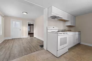 203 Charlotte St, Union City, MI 49094 - Photo 6