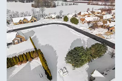 471 Wittenberg Path, Saint Joseph, MI 49085 - Photo 4