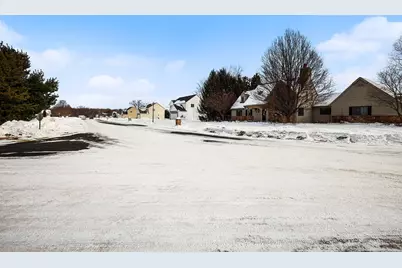 561 Wittenberg Path, Saint Joseph, MI 49085 - Photo 20