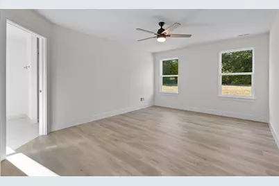 2511 Clinton Way, Jackson, MI 49201 - Photo 12