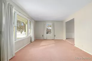 699 Brookfield Dr, Holland, MI 49423 - Photo 6