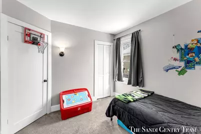 1949 Letart Avenue, Muskegon, MI 49441 - Photo 18