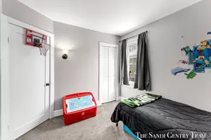 1949 Letart Ave, Muskegon, MI 49441 - Photo 18