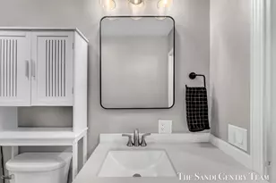 1949 Letart Ave, Muskegon, MI 49441 - Photo 16