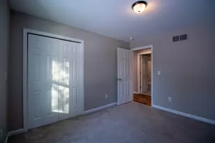 570 Wabash St, Milan, MI 48160 - Photo 6