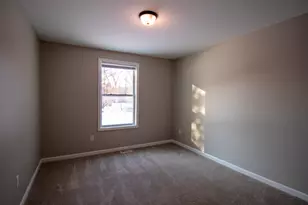 570 Wabash St, Milan, MI 48160 - Photo 10