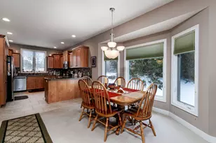 4820 Faringdom Grove Dr, Hudsonville, MI 49426 - Photo 8