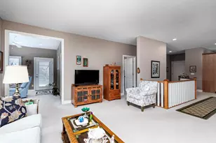 4820 Faringdom Grove Dr, Hudsonville, MI 49426 - Photo 6