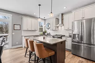 5531 Stanton Woods Dr, Hudsonville, MI 49426 - Photo 8