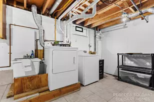 4137 Madison Ave SE, Grand Rapids, MI 49548 - Photo 32