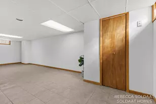 4137 Madison Ave SE, Grand Rapids, MI 49548 - Photo 24