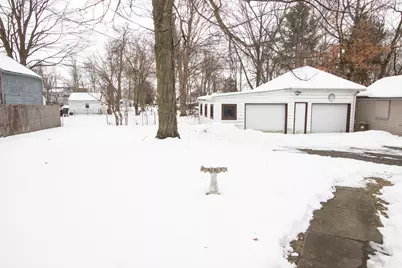 105 W Telegraph Street, Dowagiac, MI 49047 - Photo 16