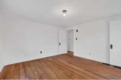 1109 S Genesee Drive, Lansing, MI 48915 - Photo 26