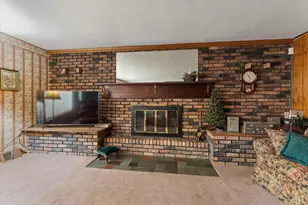 19466 US-12, Edwardsburg, MI 49112 - Photo 4