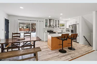 2444 Darrow Drive, Ann Arbor, MI 48104 - Photo 6