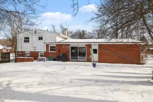 2444 Darrow Dr, Ann Arbor, MI 48104 - Photo 24
