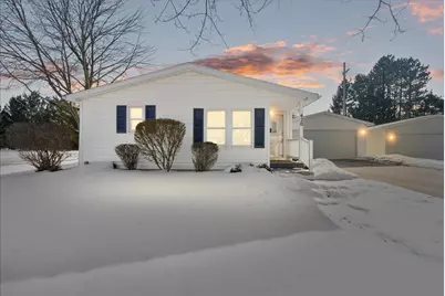 420 Blenheim Place, Lansing, MI 48906 - Photo 1