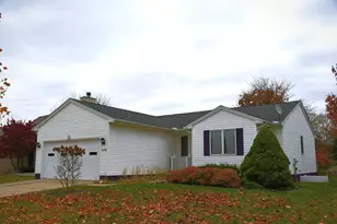 1040 Heritage Dr, Saline, MI 48176 - Photo 8