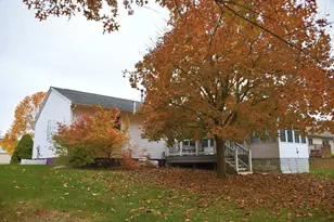 1040 Heritage Dr, Saline, MI 48176 - Photo 10