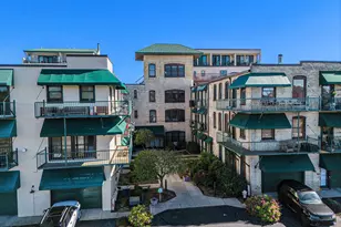 110 N Harbor Dr, Grand Haven, MI 49417 - Photo 32