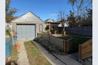 1037 Lilac Court NE, Grand Rapids, MI 49503 - Photo 6