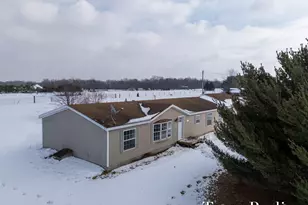 1287 62nd St, Fennville, MI 49408 - Photo 2