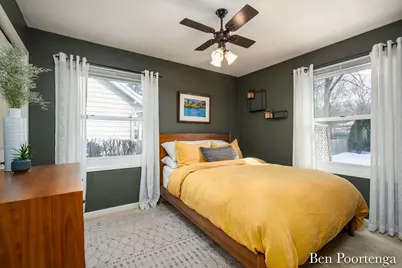 2646 Monroe Avenue NE, Grand Rapids, MI 49505 - Photo 24