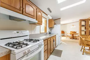 608 Kentucky Ave, South Haven, MI 49090 - Photo 40