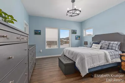 4695 Quaker Hill Drive SE, Kentwood, MI 49512 - Photo 14